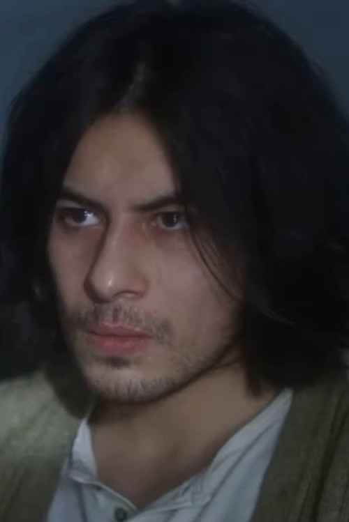 Nicolás Sepúlveda as Elías