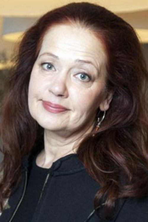 Regīna Devīte as Medard's mother