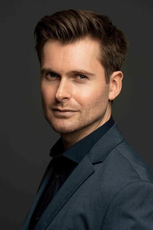 Lukas Miklik-Stolar as Selfie "The Killer" / Lucas