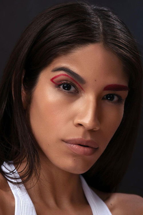 Josielyn Aguilera as Amira