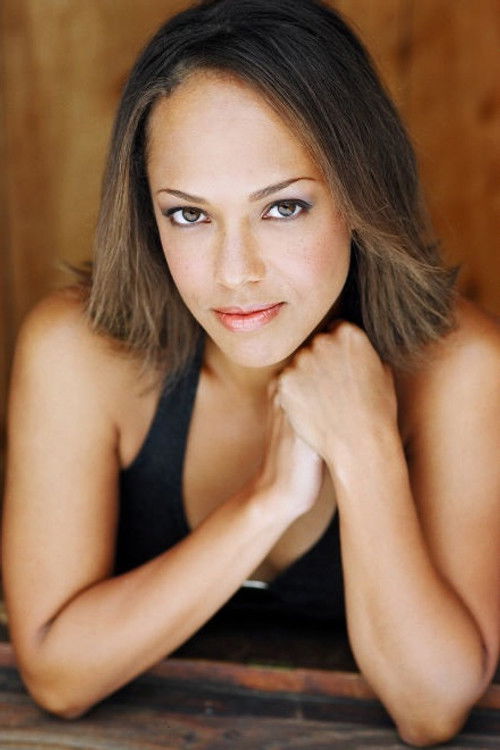 Noel True as Woman #2