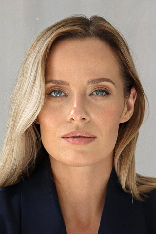 Gelminė Glemžaitė as Adelė