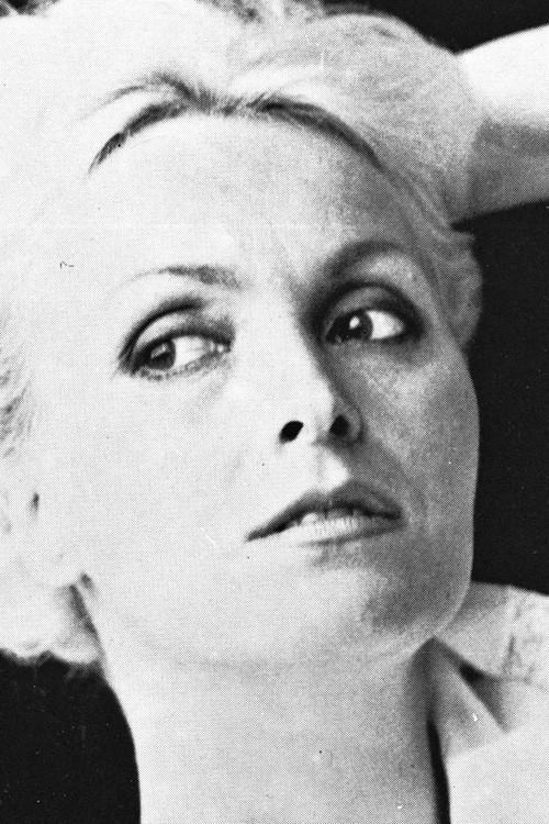 Patrizia Mayer as Pepita