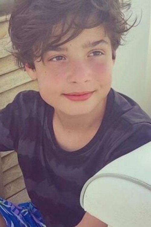 Giuseppe Festinese as Roberto bambino