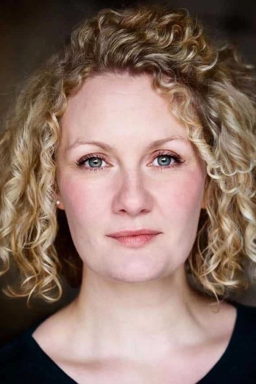 Kirsty Stuart as Young Eleanor