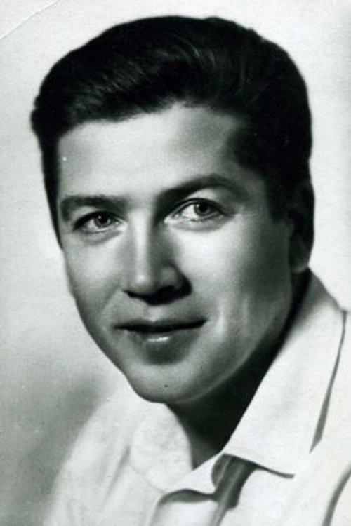 Valentin Zubkov as Porokhin