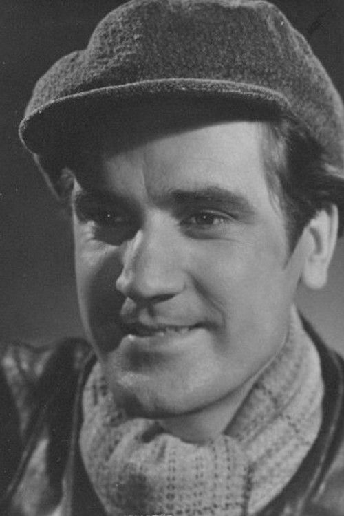 Olgerts Salkonis as Davids