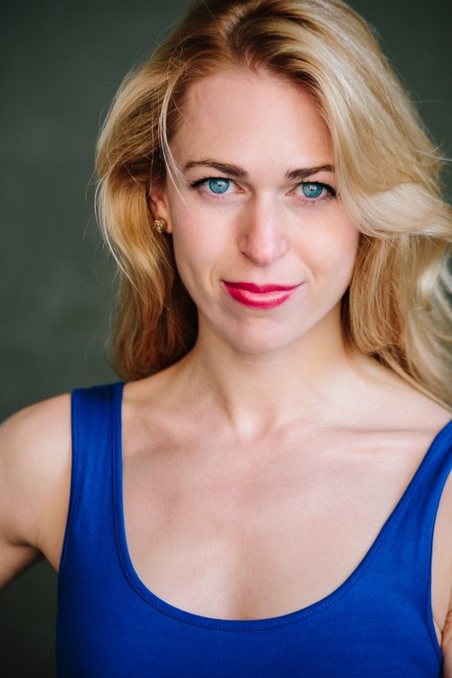 Lisa Lynn Dempsey as Beth McMillion