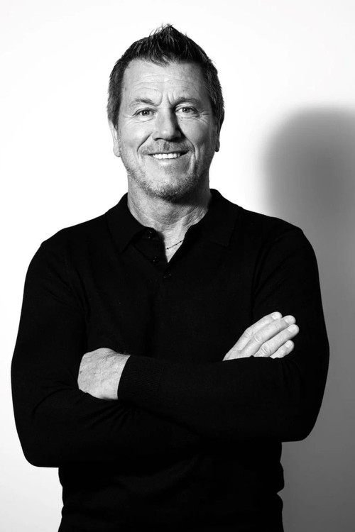 Pascal Olmeta as Veve