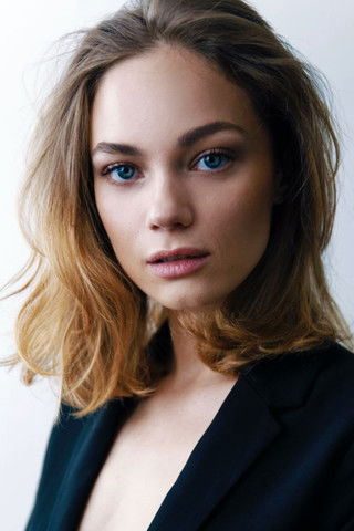 Anastassia Bianchi as Segretaria Bruno