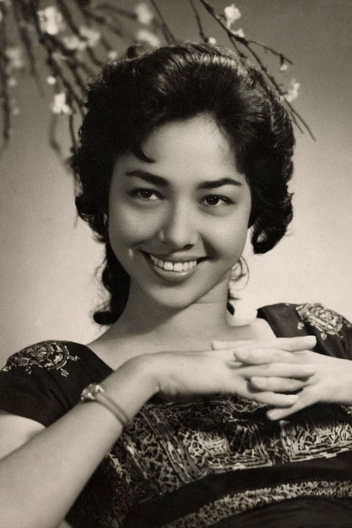 Mieke Wijaya as Dhora