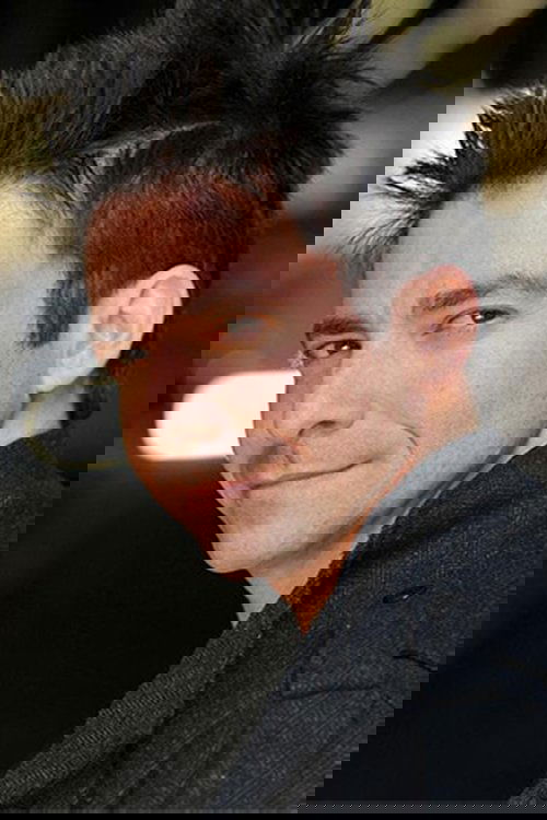 Jordan Tartakow as Chickenhare (voice)