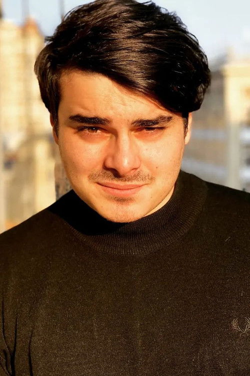 Elvin Səlimov as Emil