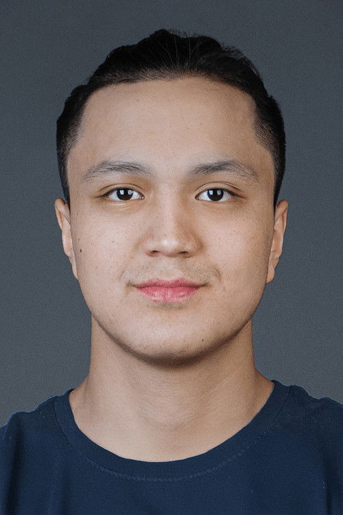 Zangar Akhmet-kazy as Police Officer