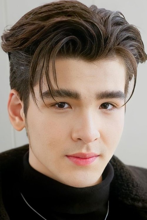 Thakhi Onglaor as Thara