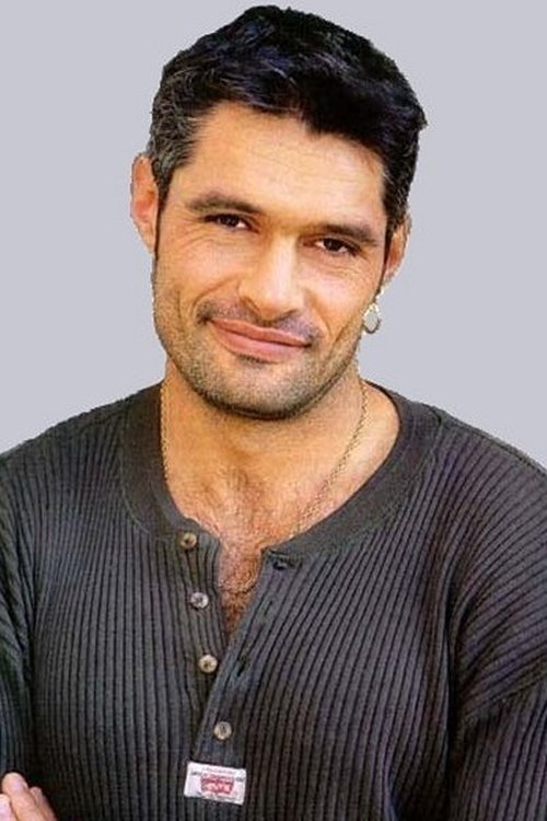 Kevin Smith as Lawrence Hayes