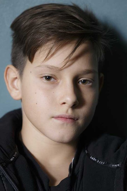 Tilen Kolbe as Urban