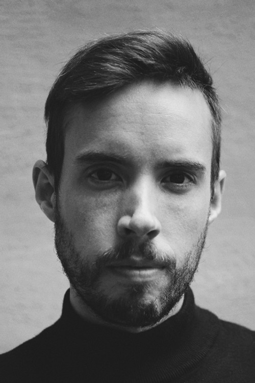 Peter Åström as Henning Olausson