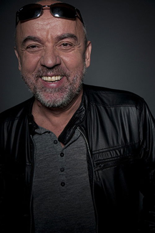 Zoltán Bezerédi as Szabó