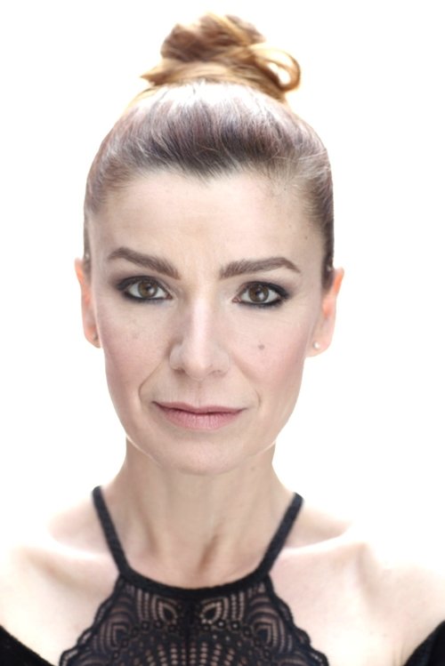 Manuela Ungaro as Rita