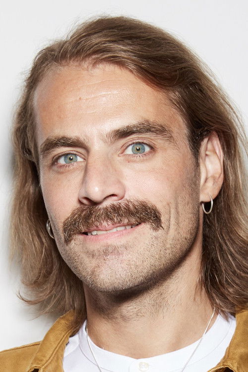 Martijn Derikx as Martijn