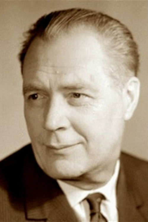 Mikhail Mayorov as Andrei Illich