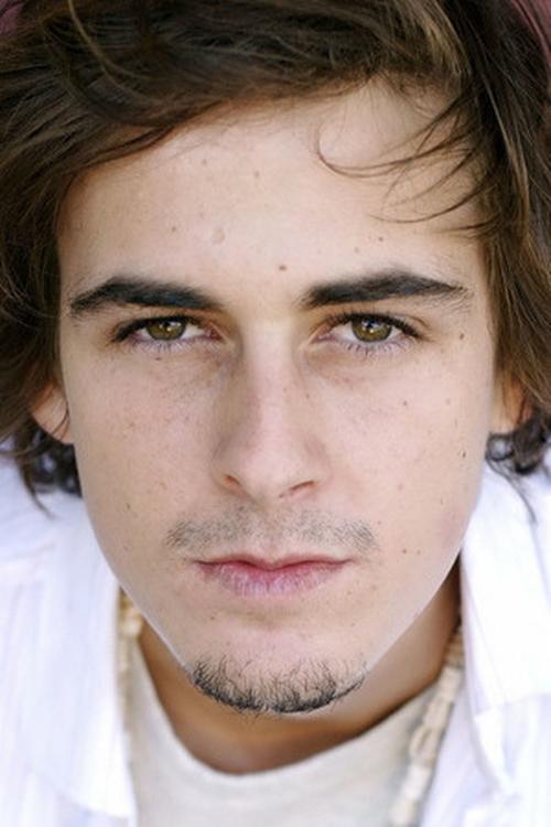 Nestor Aaron Absera as Farley