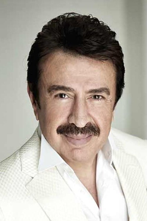 Ahmet Selçuk İlkan as Ahmet