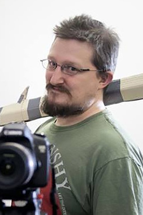 Morgan Galen King as Bingo player