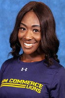 Mackenzie Clark as Dina