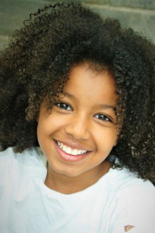 Liyou Abere as Young Dearie