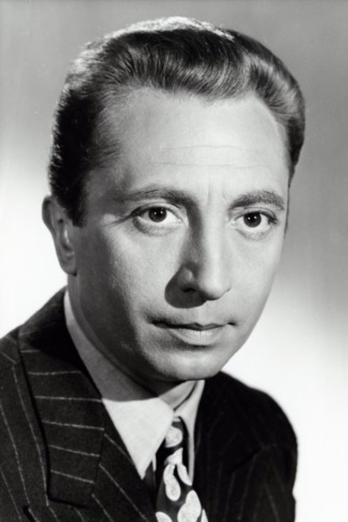 Aroldo Tieri as Commendator Pierluigi Bruscatelli