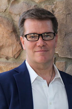 James Ronald Whitney as Ele mesmo