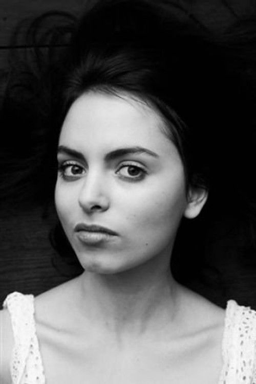 Chloé Tarka as Félicie