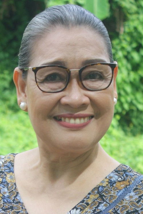 Gigi Locsin as Tita sa bus