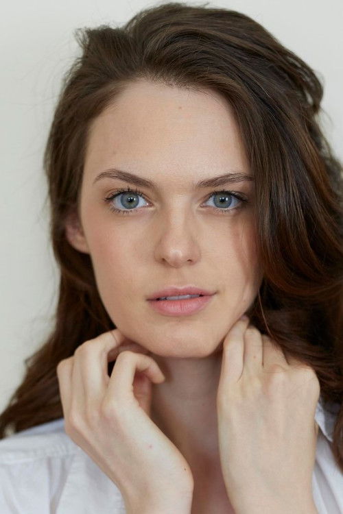 Bonnie Swencionis as Gretchen