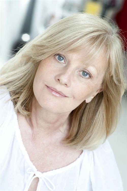 Elisa Servier as la mère réveillon