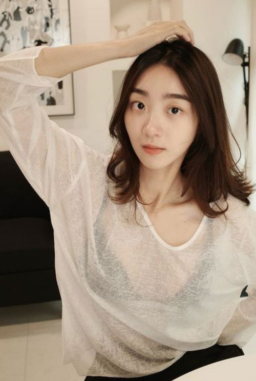 Chanissa Trithipkaiwanpon as Ing-ing