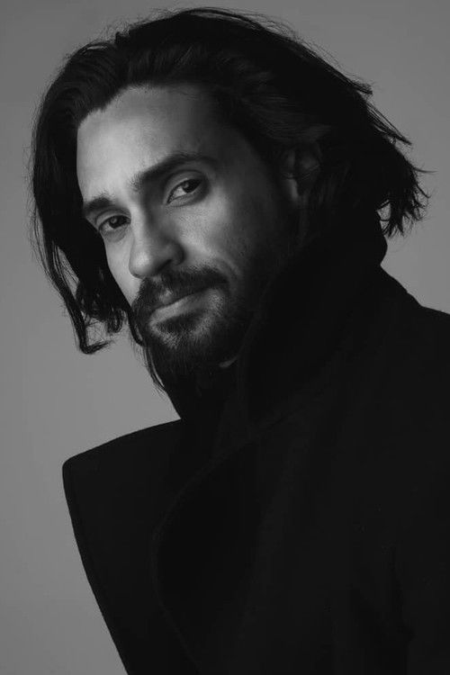 Thiago Stechinni as Daniel