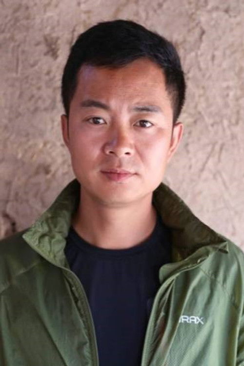 Gao Xinsheng as Zhang Wei