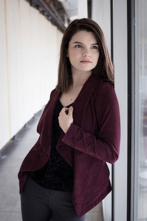 Amy Carter as Claire Flores