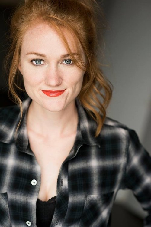 Lizze Gordon as Emergency Room Doctor