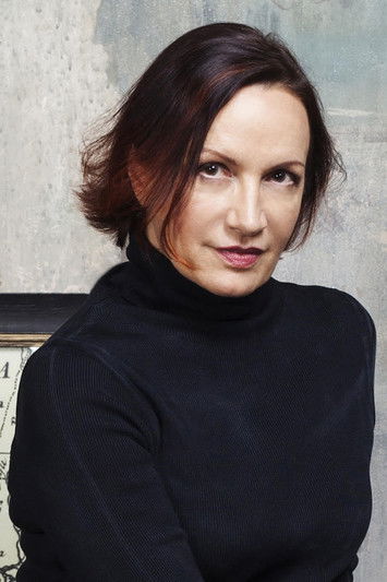 Maddalena Crippa as Giovanna