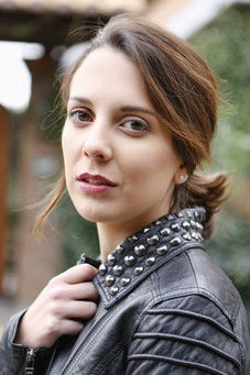 Federica Corti as Anna