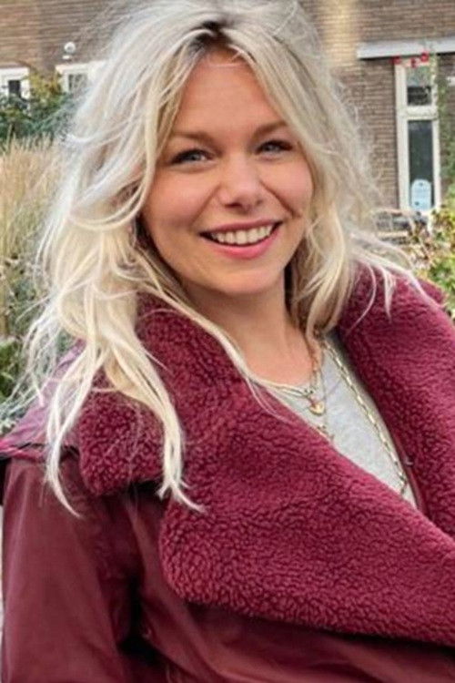 Bobbie Bodt as Kandidaat