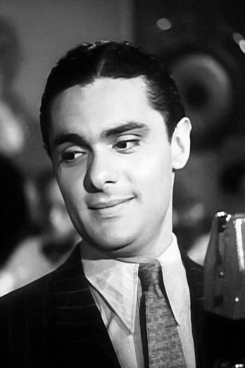 Curado Ribeiro as Fernando Verdial