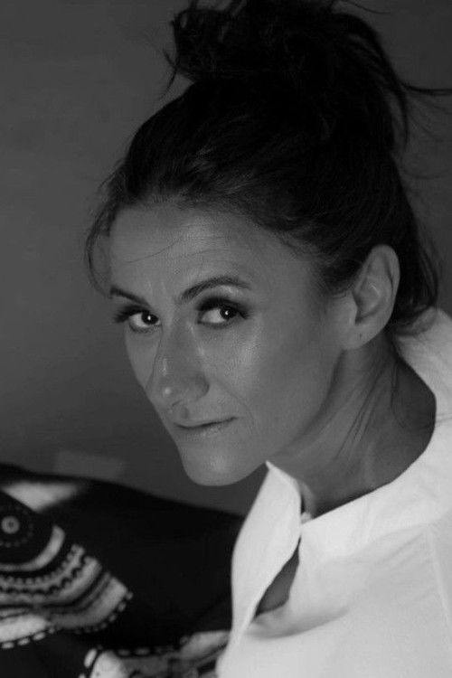 Enas El Fallal as إلهام