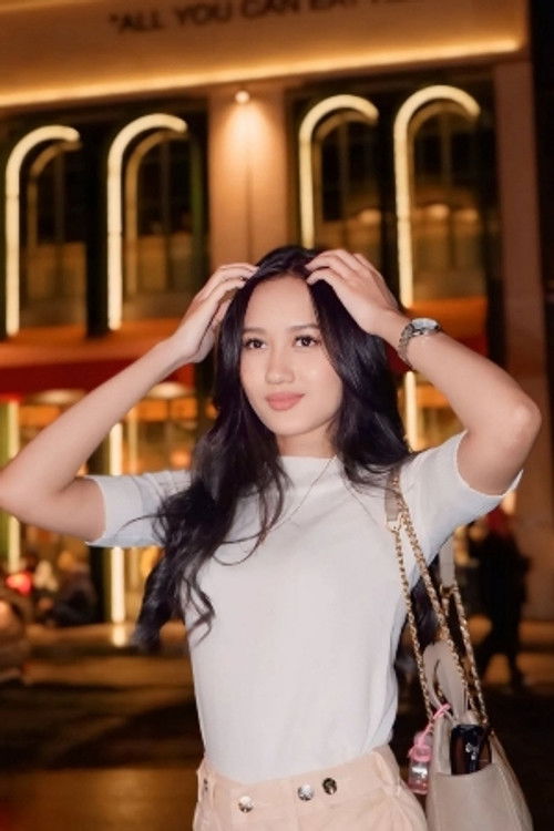 Regita Zafani as Salsa