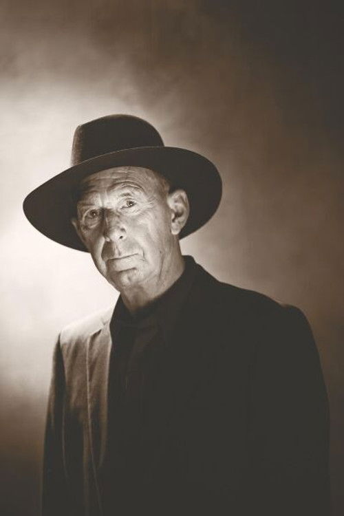 Lasse Fagerström as Professor Norberg