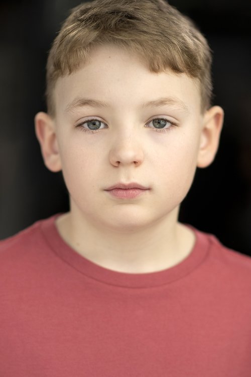 Roman Kinsella as Young Sam